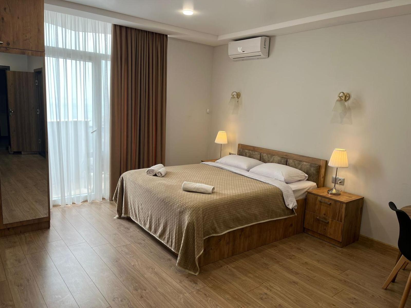 Holiday Premium Apartments Batumi Exterior foto