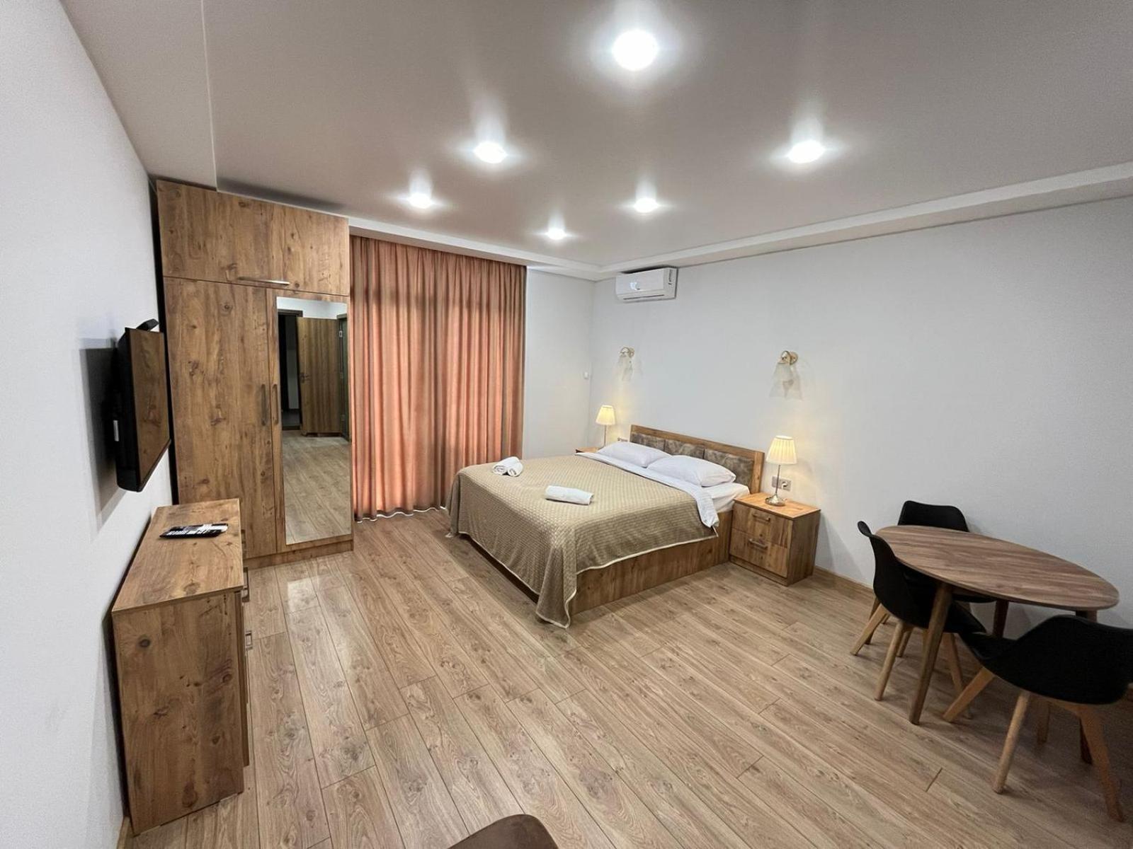 Holiday Premium Apartments Batumi Exterior foto