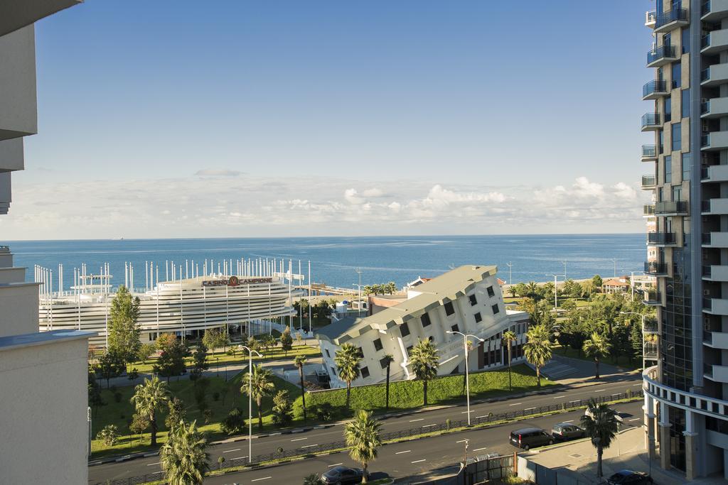 Holiday Premium Apartments Batumi Exterior foto